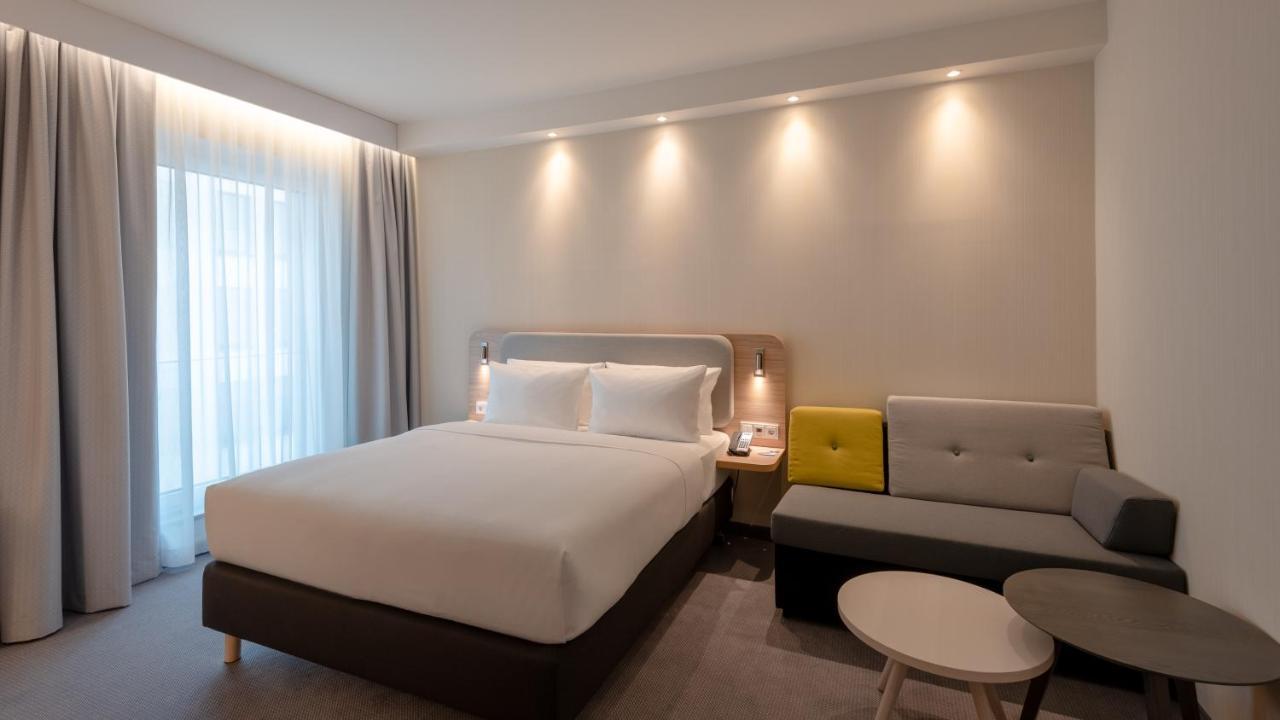 Holiday Inn Express - Munich North By Ihg Exterior photo